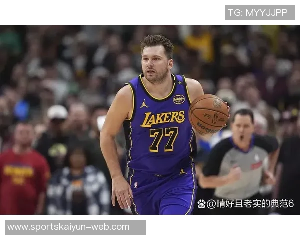 东契奇对老人的恶搞引争议LBJ诈伤背后真相揭秘湖人险被翻盘的传奇故事 东契奇对老人的恶搞引争议LBJ诈伤背后真相揭秘湖人险被翻盘的传奇故事