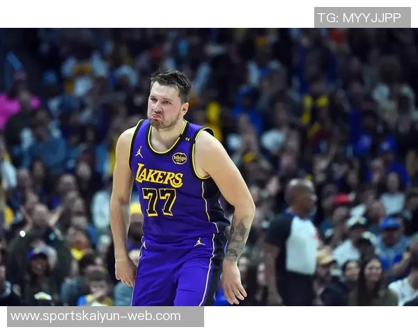 湖人训练营新名单东契奇体重变化引关注从230磅到最高270磅 湖人训练营新名单东契奇体重变化引关注从230磅到最高270磅