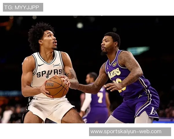 马刺新星哈珀首秀精彩表现半场高效9分2助正负值22引期待 马刺新星哈珀首秀精彩表现半场高效9分2助正负值22引期待